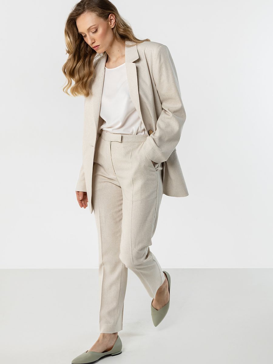  Women trousers model 225298 awama 