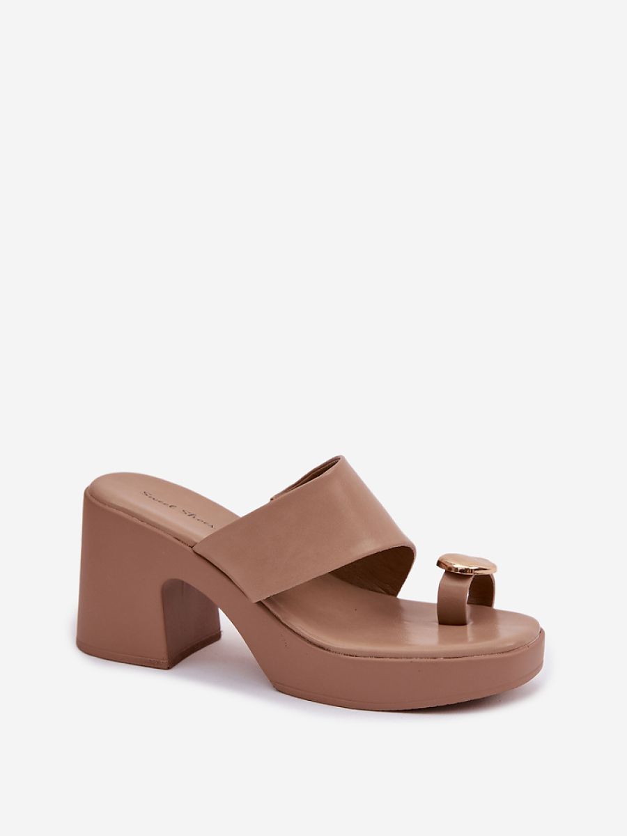  Heeled sandals model 225377 Step in style 