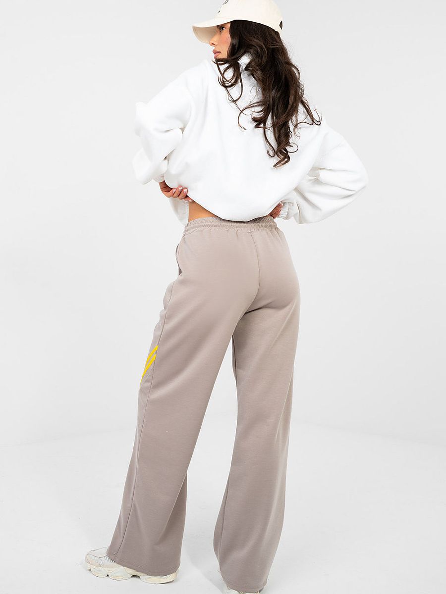  Tracksuit trousers model 225419 Rue Paris 