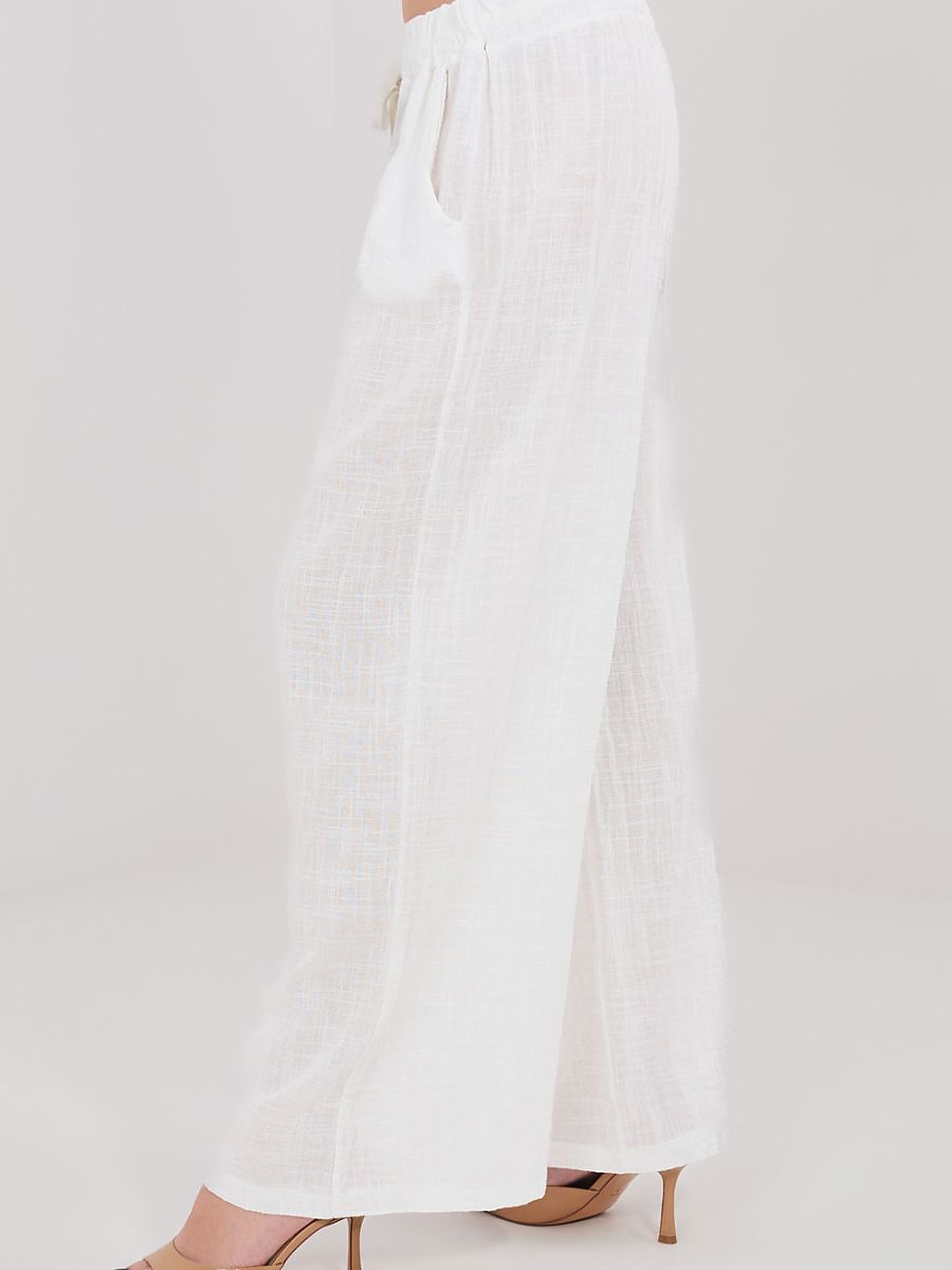  Women trousers model 225492 Italy Moda 