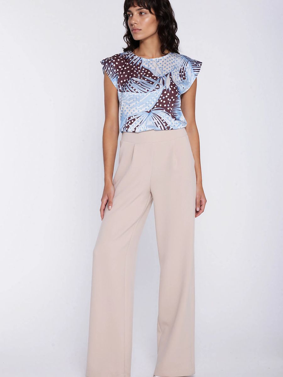  Women trousers model 225826 Nife 
