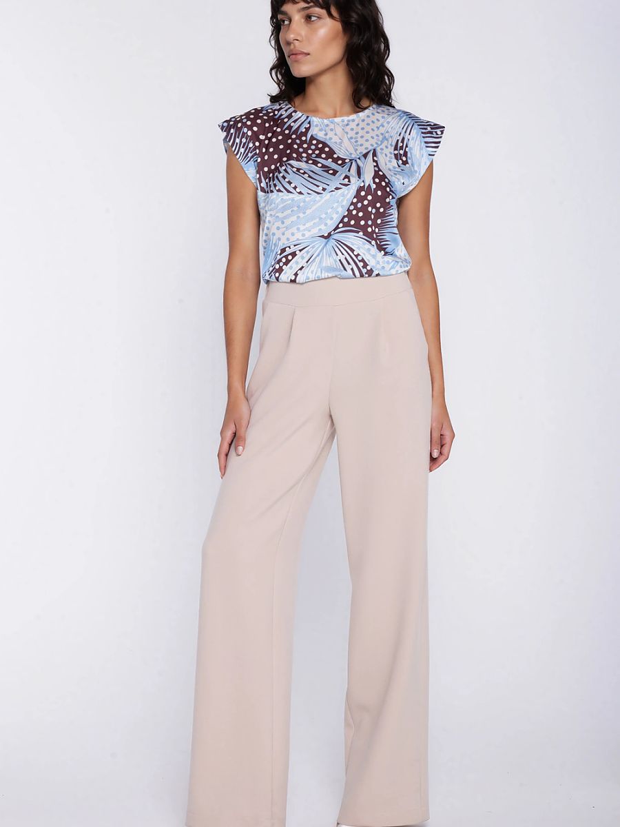  Blouse model 225830 Nife 