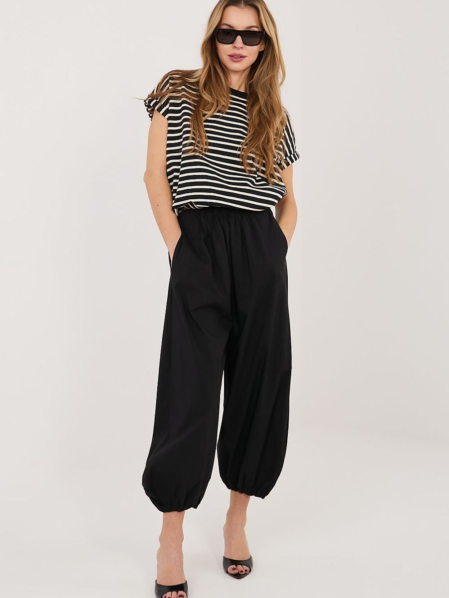  Women trousers model 225859 Rue Paris 