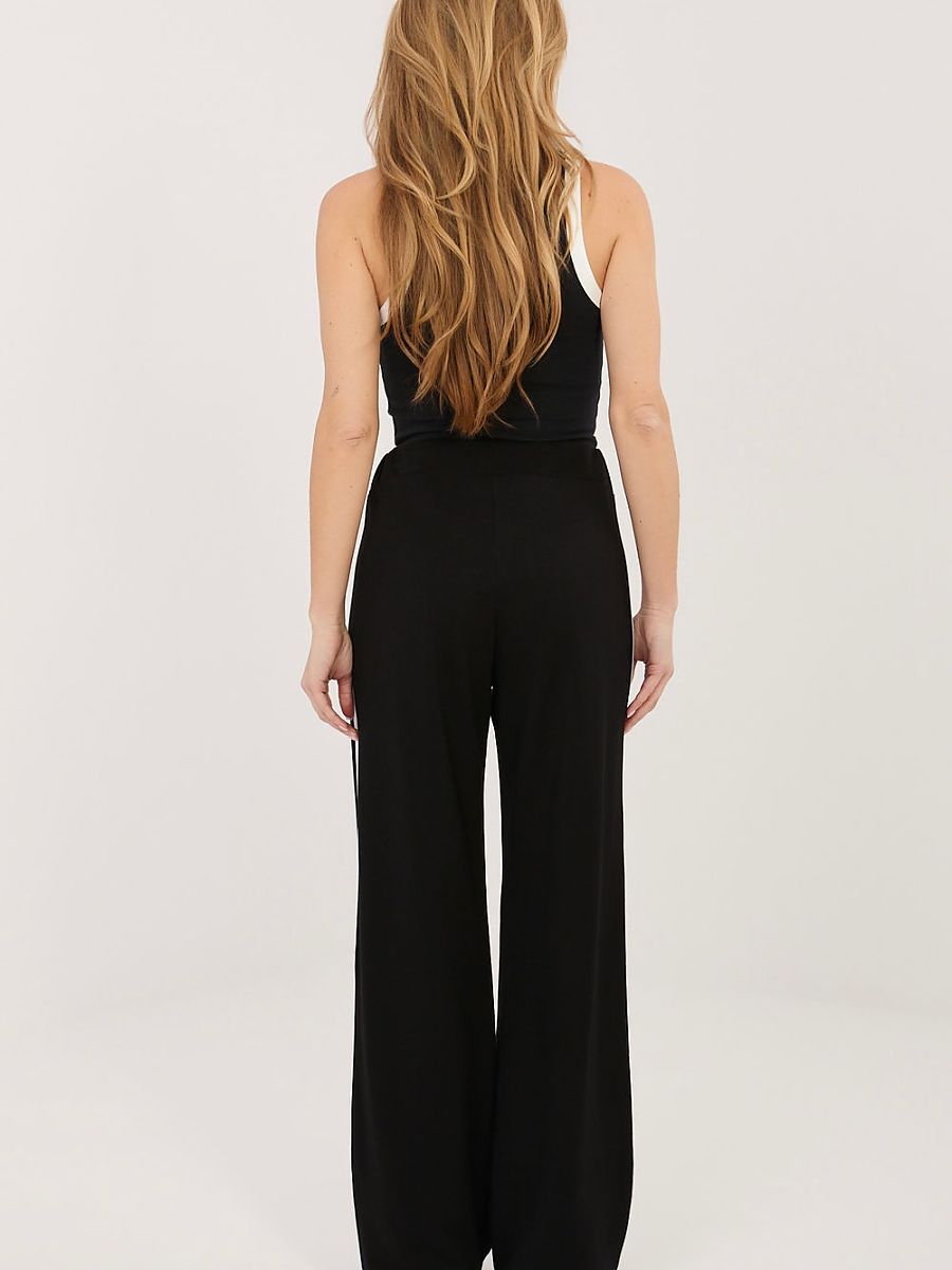  Tracksuit trousers model 226156 Relevance 
