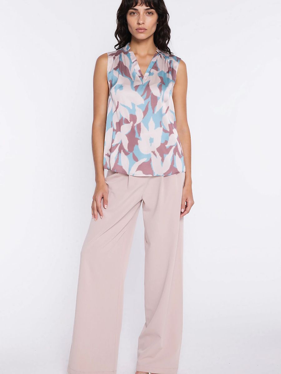  Blouse model 226428 Nife 
