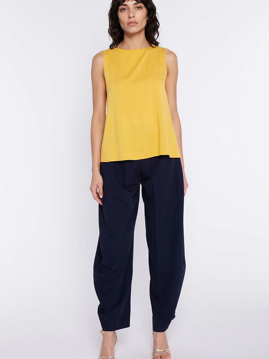  Blouse model 226429 Nife 
