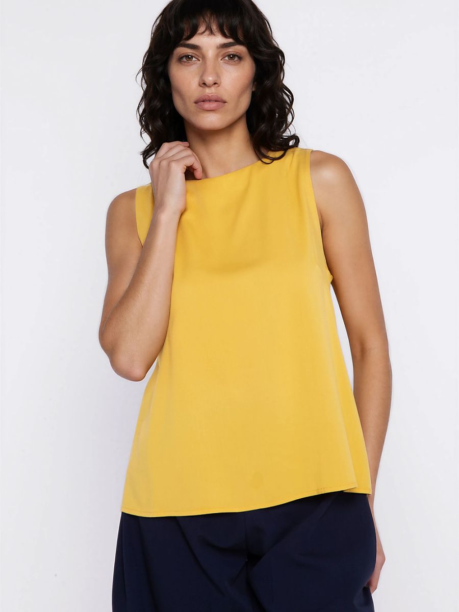  Blouse model 226429 Nife 