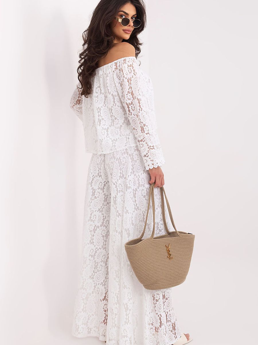  Blouse model 226612 Italy Moda 