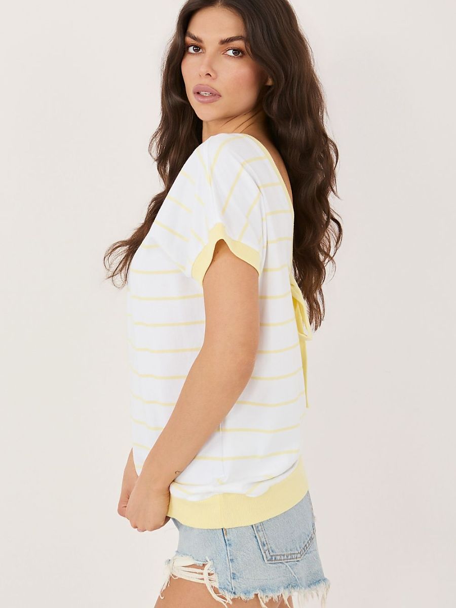  Blouse model 227047 Relevance 