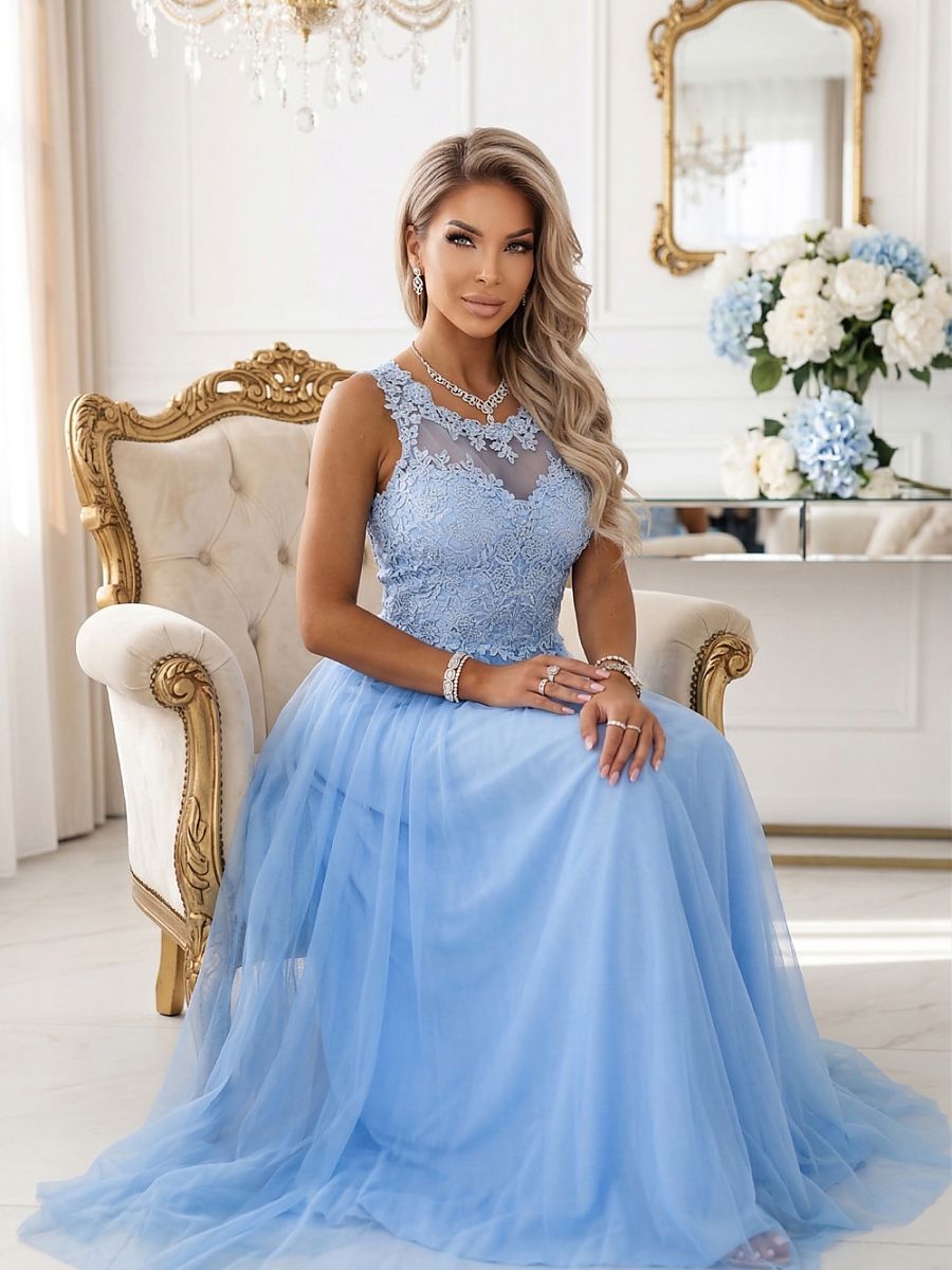  Long dress model 227063 Numoco 