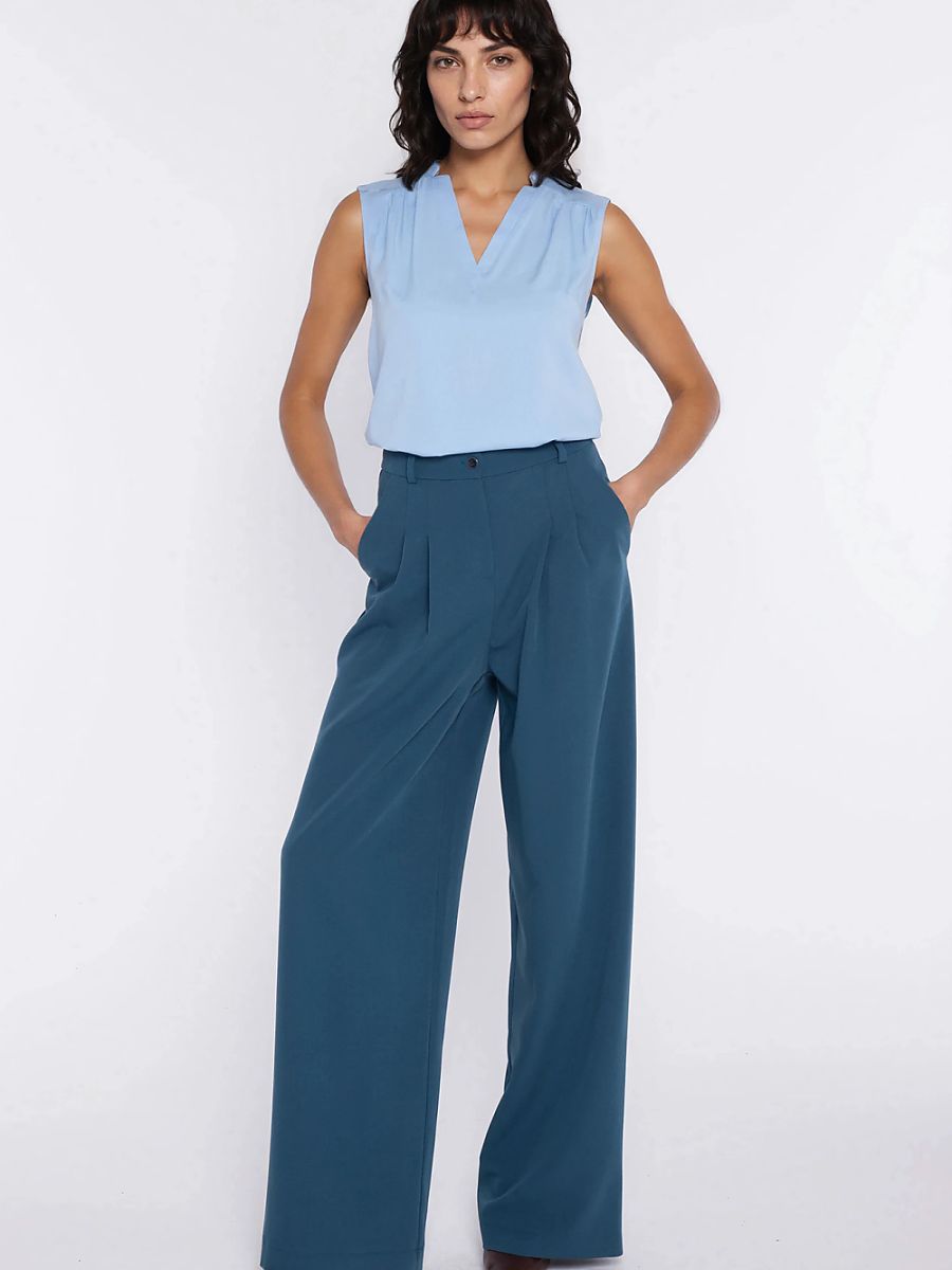  Women trousers model 227150 Nife 