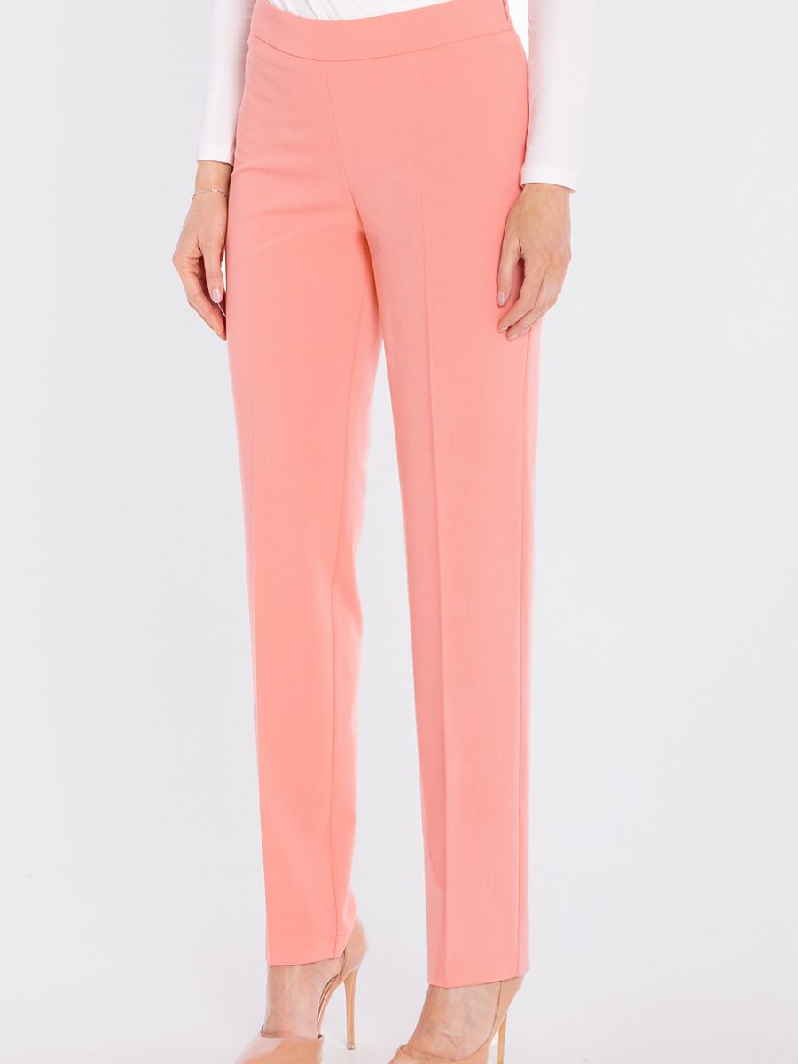  Women trousers model 227759 Stylove 