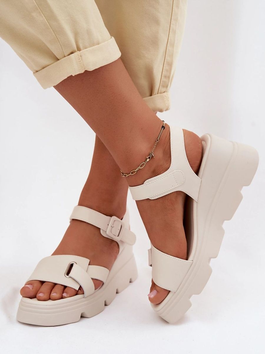  Buskin model 227898 Step in style 