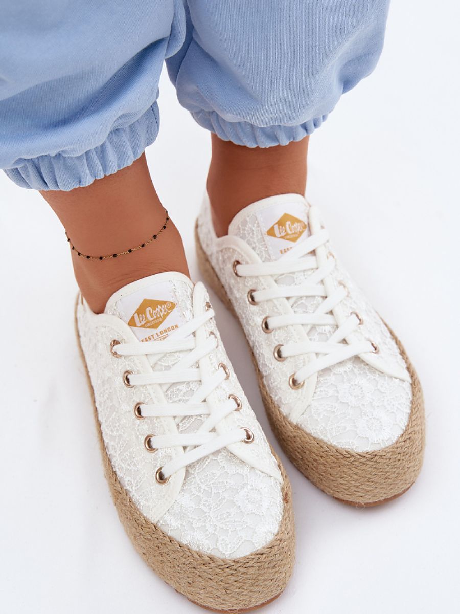  Sneakers model 228096 Step in style 
