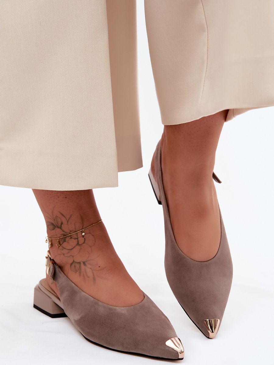  Sandals model 228117 Step in style 