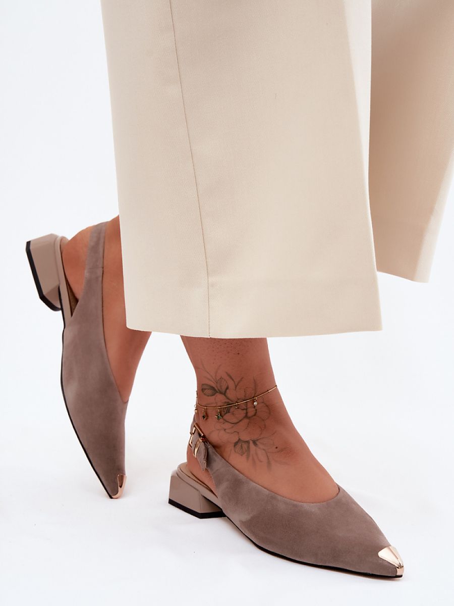  Sandals model 228117 Step in style 