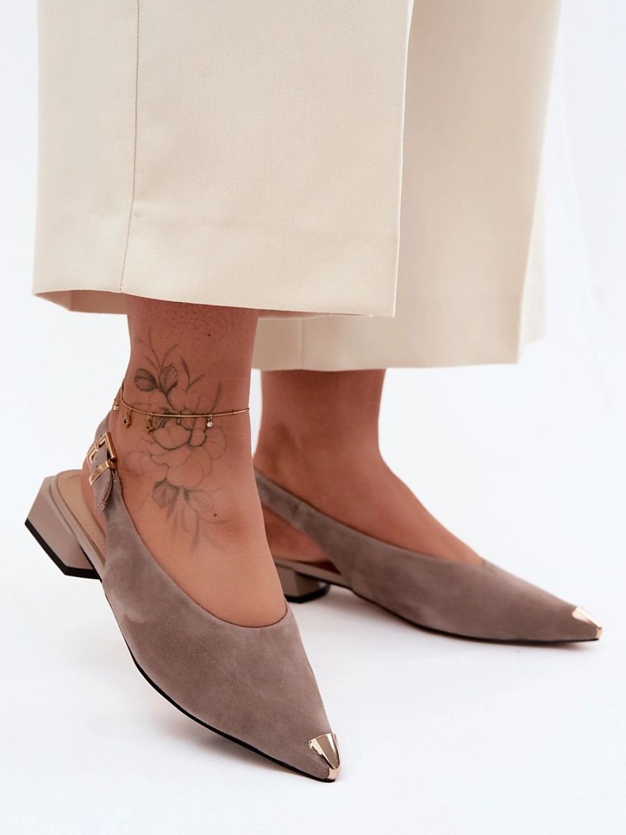  Sandals model 228117 Step in style 