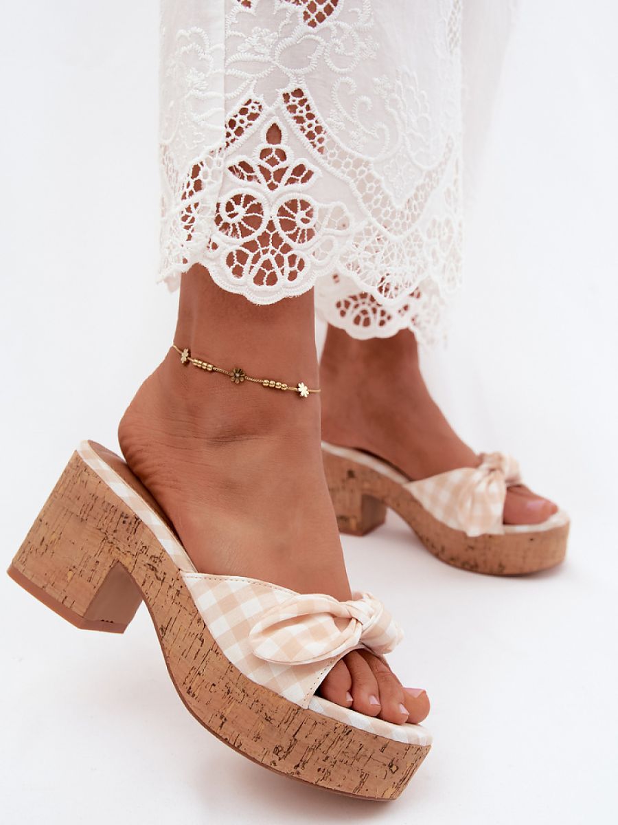  Heeled sandals model 228984 Step in style 