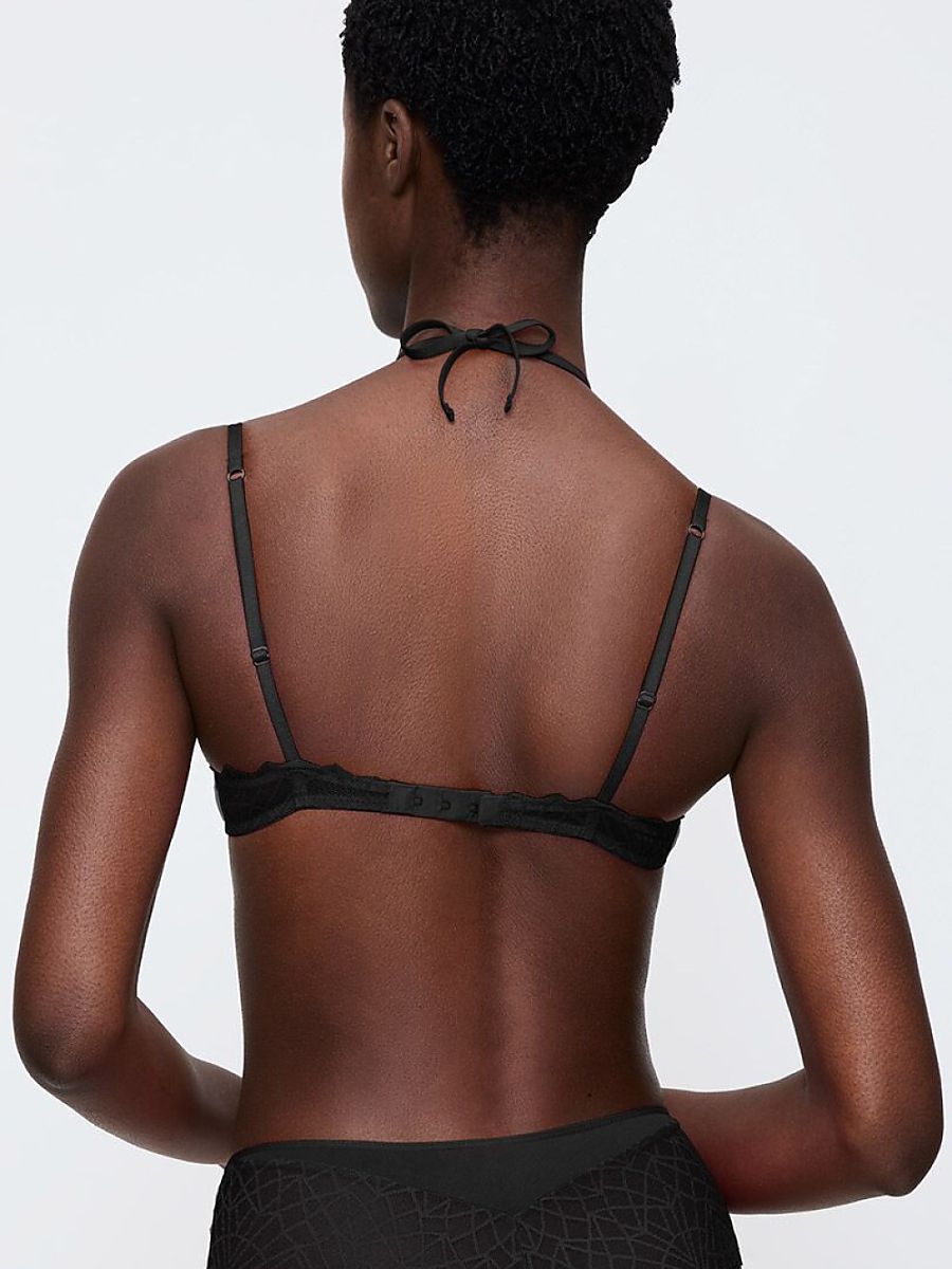  Braceless bra model 229131 Triumph 