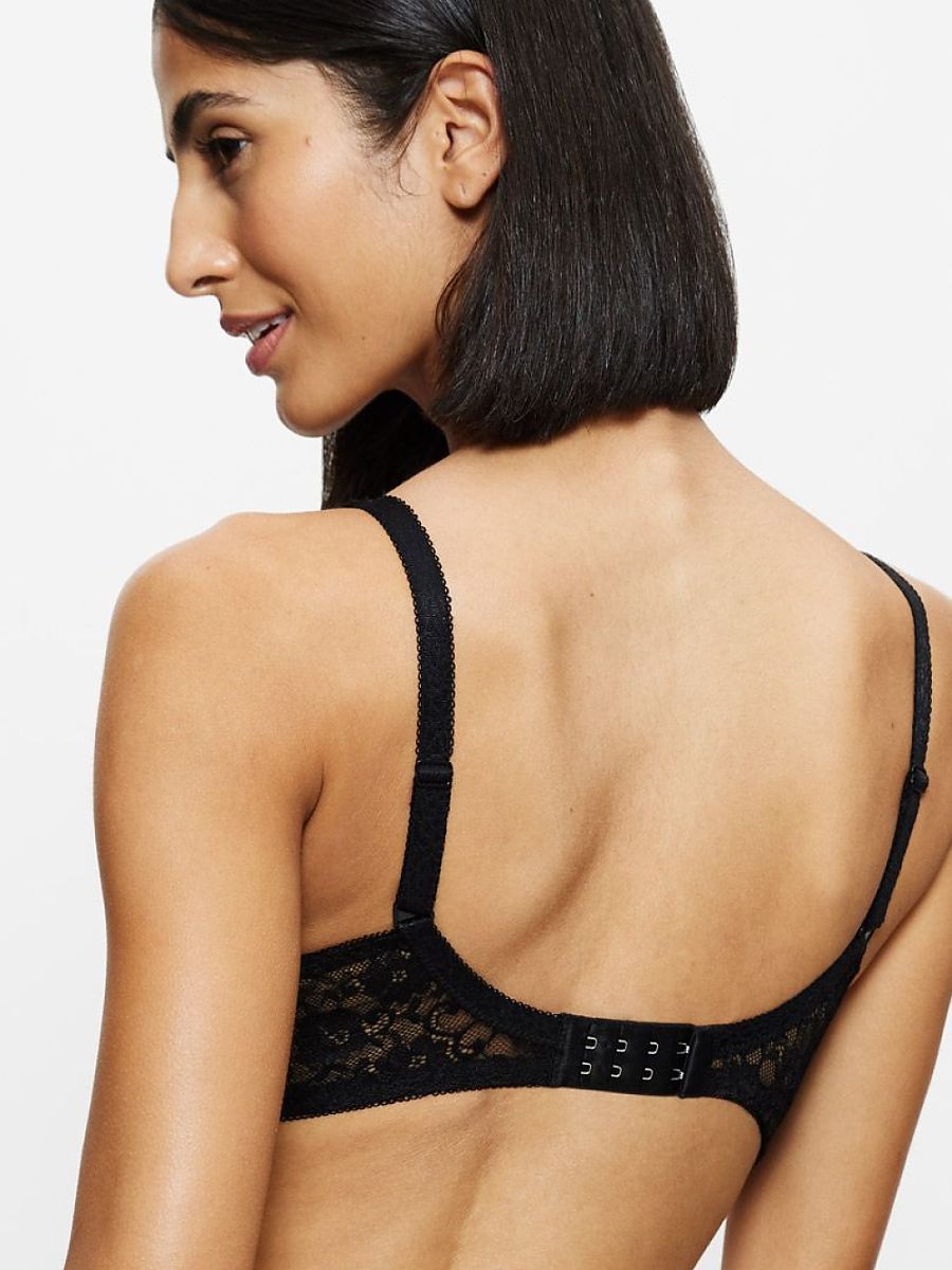 Padded bra model 229139 Triumph 
