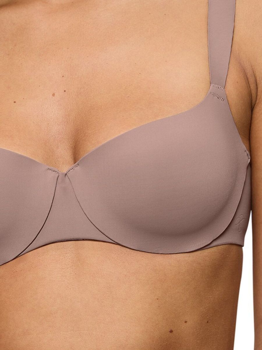  Braceless bra model 229325 Triumph 