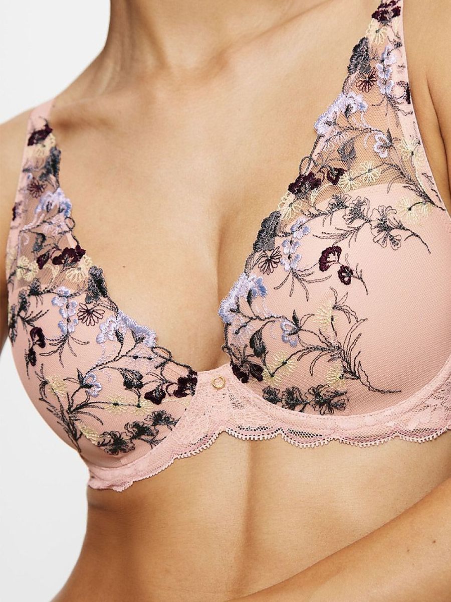  Padded bra model 229331 Triumph 
