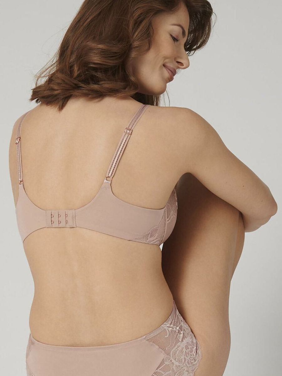  Padded bra model 229357 Triumph 