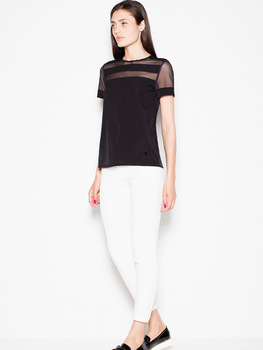  Blouse model 77561 Venaton 