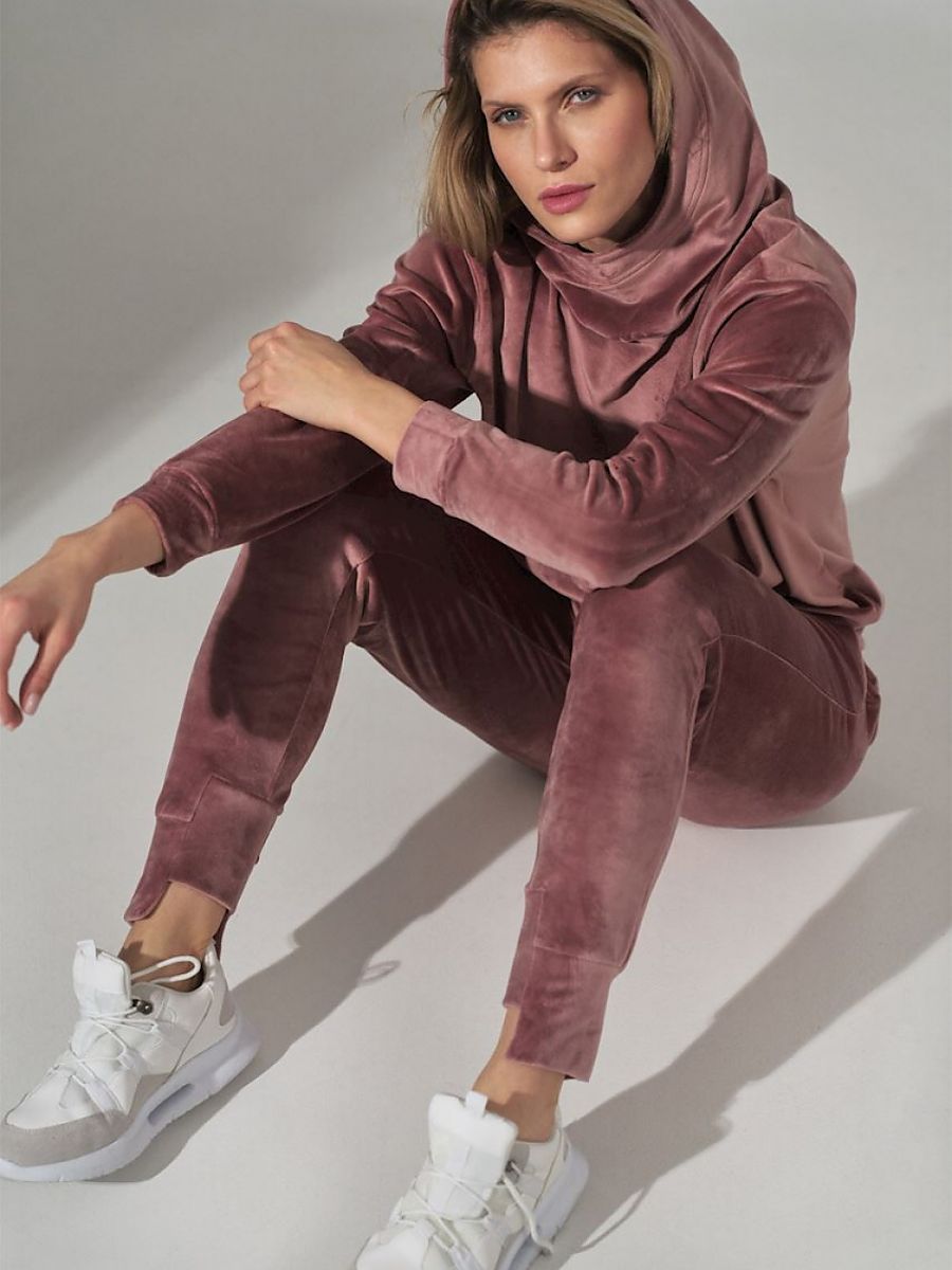  Tracksuit trousers model 151803 Figl 