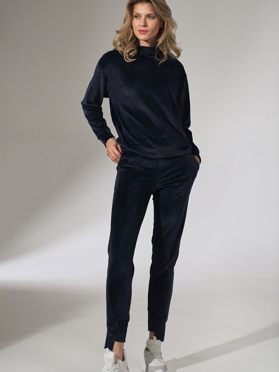  Tracksuit trousers model 151805 Figl 