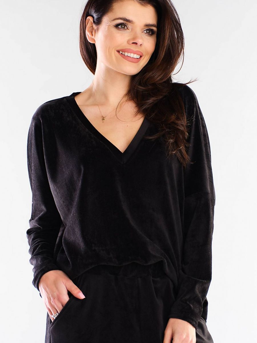  Sweatshirt model 155456 awama 