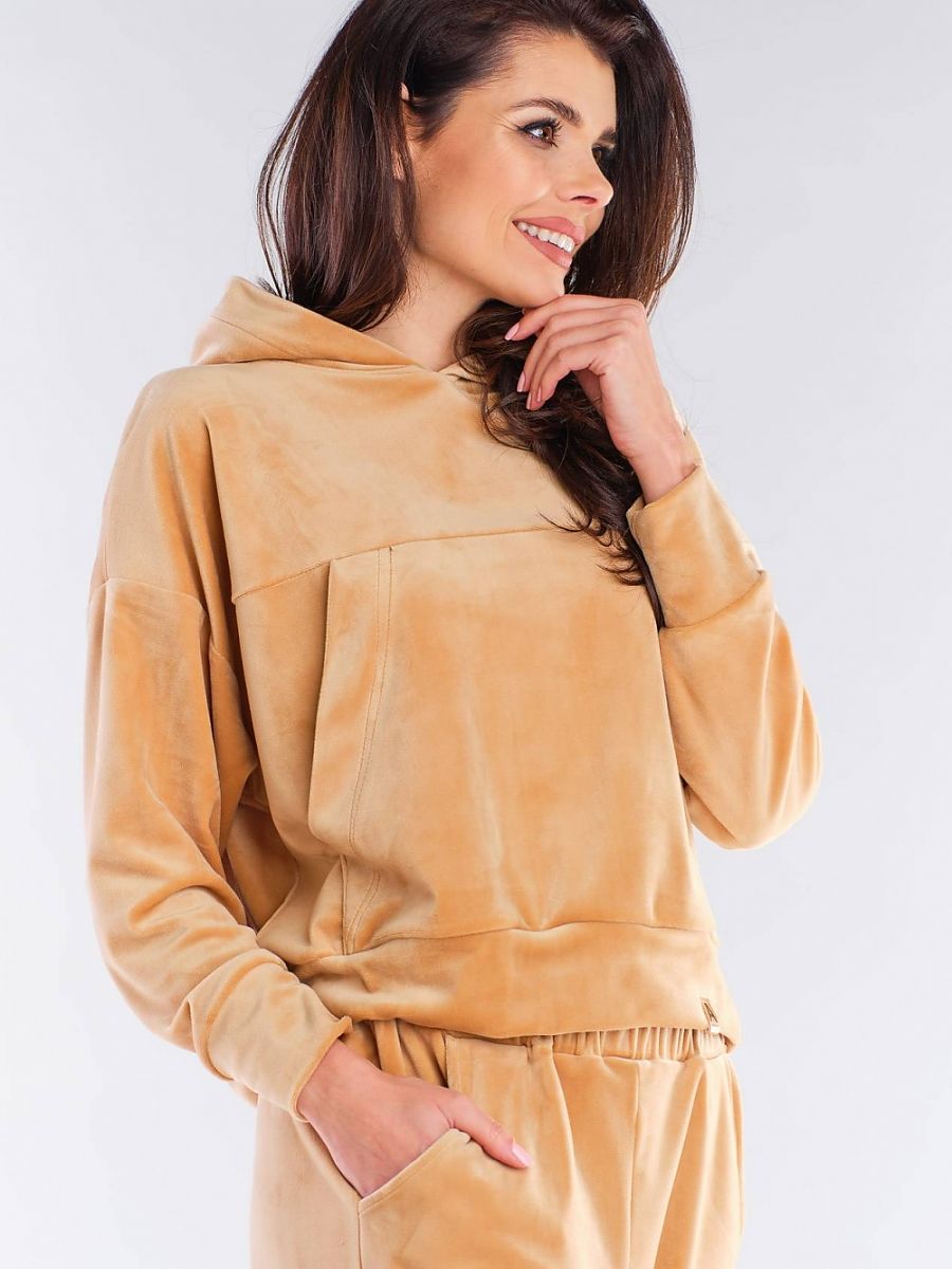  Sweatshirt model 155467 awama 