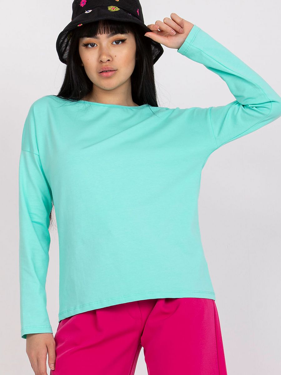  Blouse model 164690 BFG 
