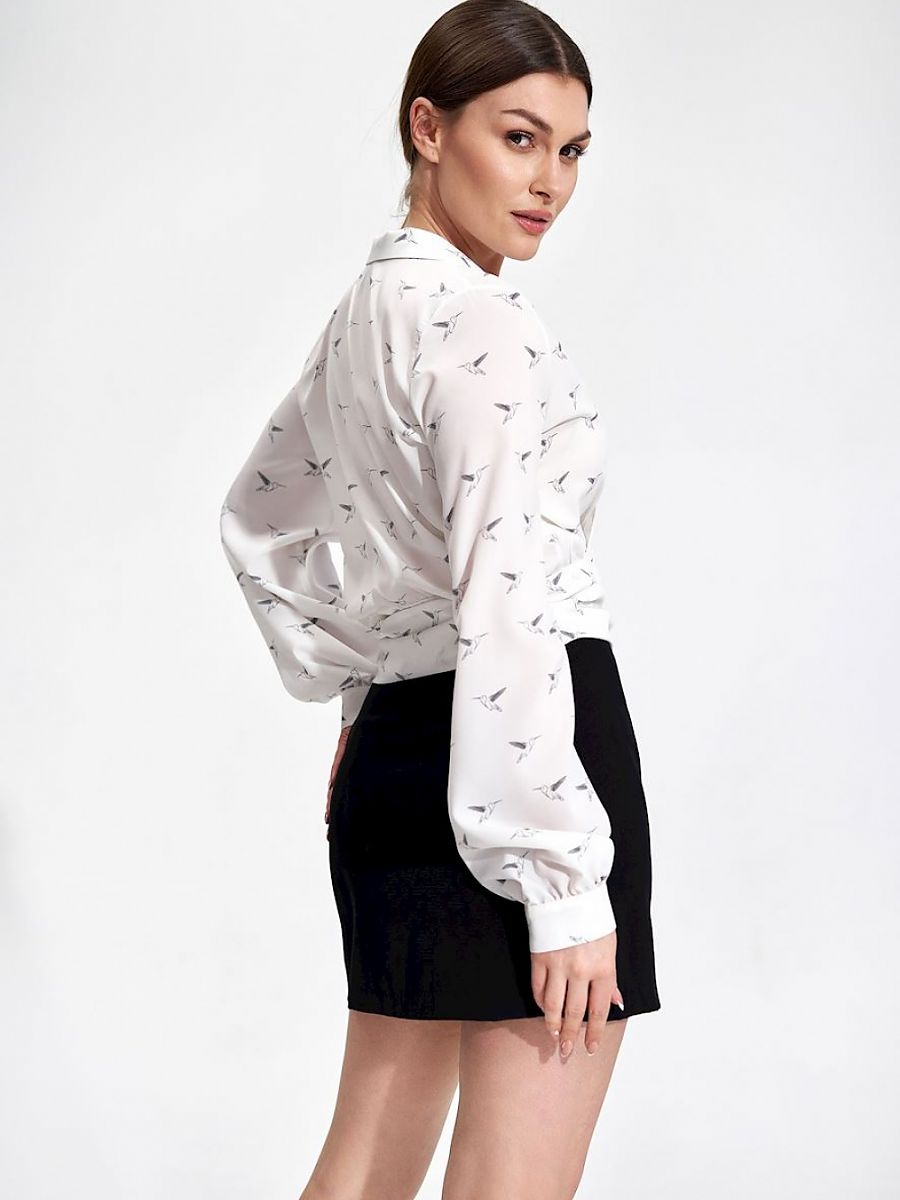  Short skirt model 167222 Figl 