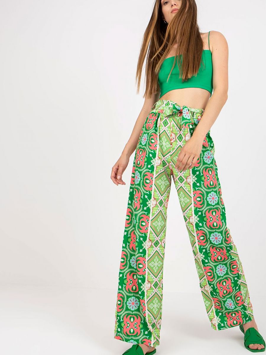  Women trousers model 167739 Italy Moda 