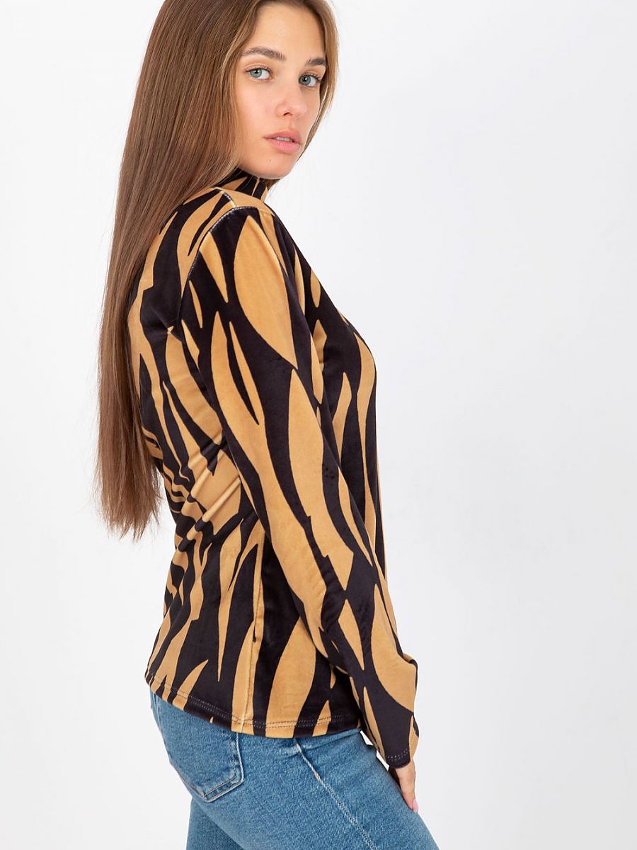  Blouse model 173719 Rue Paris 