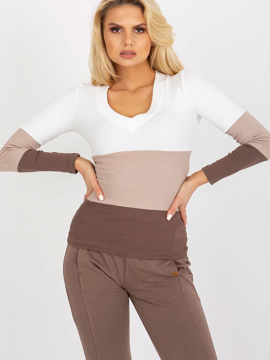  Blouse model 174590 Rue Paris 