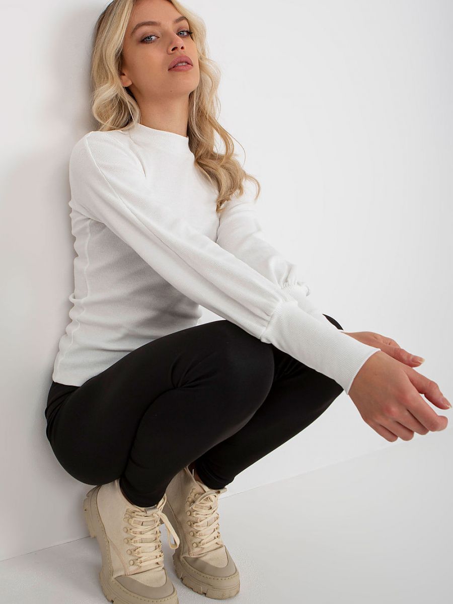  Blouse model 174729 Rue Paris 