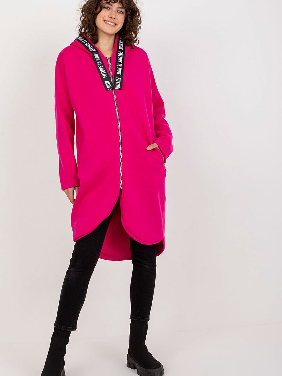  Sweatshirt model 174828 Relevance 
