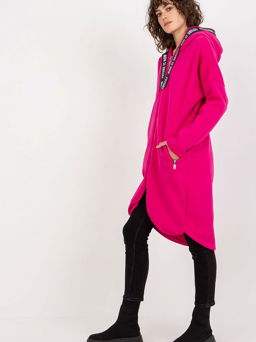  Sweatshirt model 174828 Relevance 