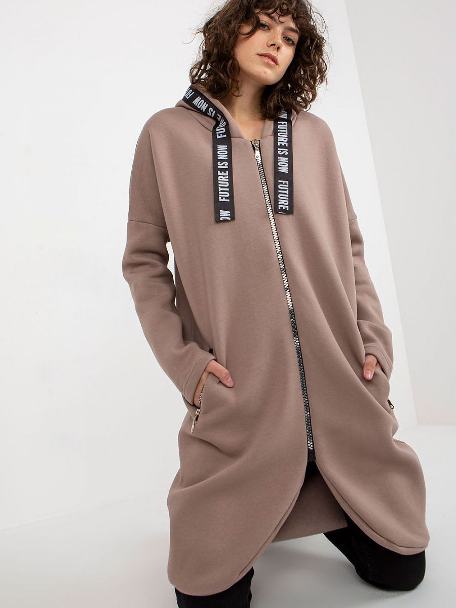  Sweatshirt model 174829 Relevance 