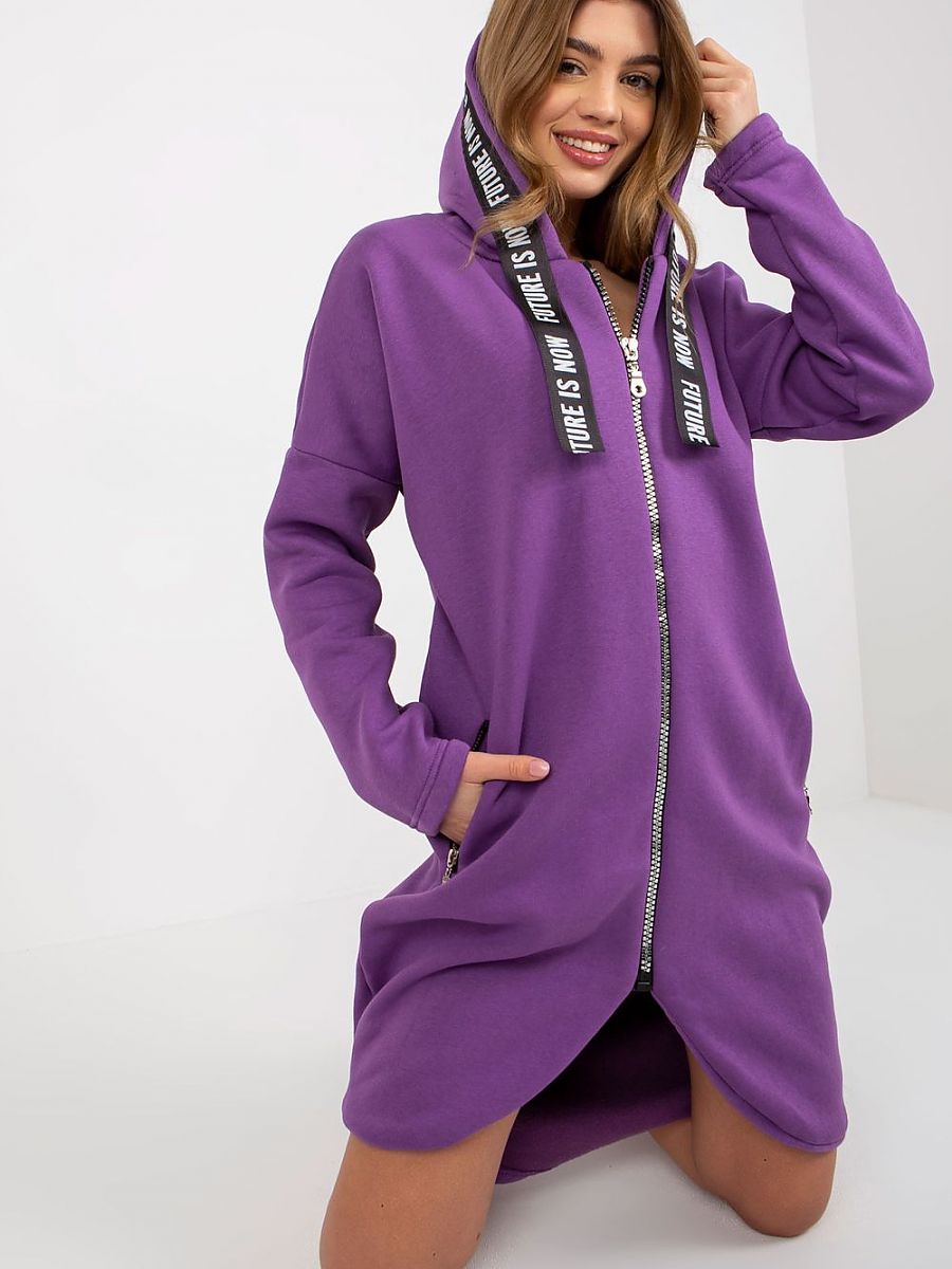  Sweatshirt model 174831 Relevance 
