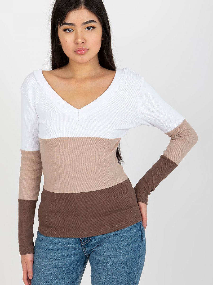  Blouse model 175087 Rue Paris 
