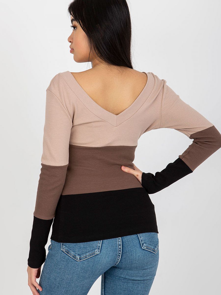  Blouse model 175090 Rue Paris 