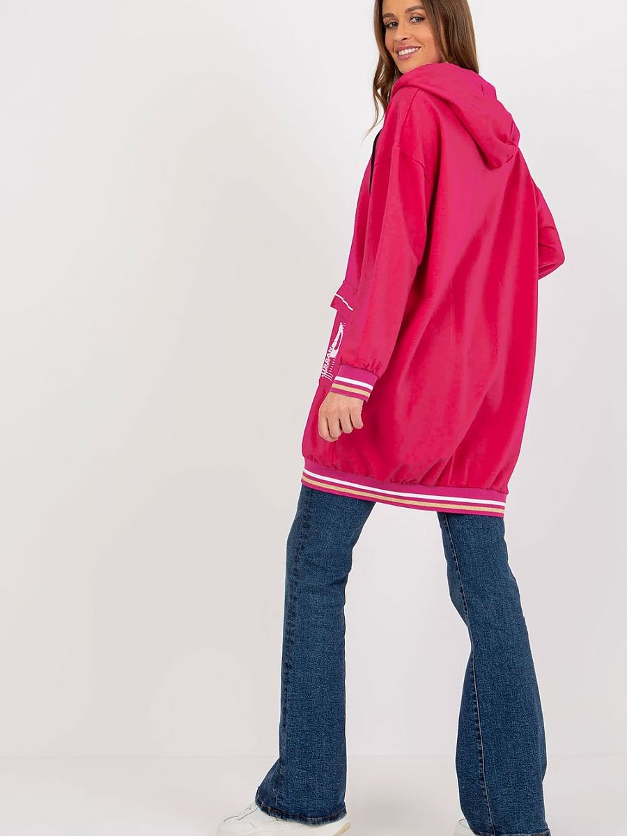  Sweatshirt model 176362 Relevance 