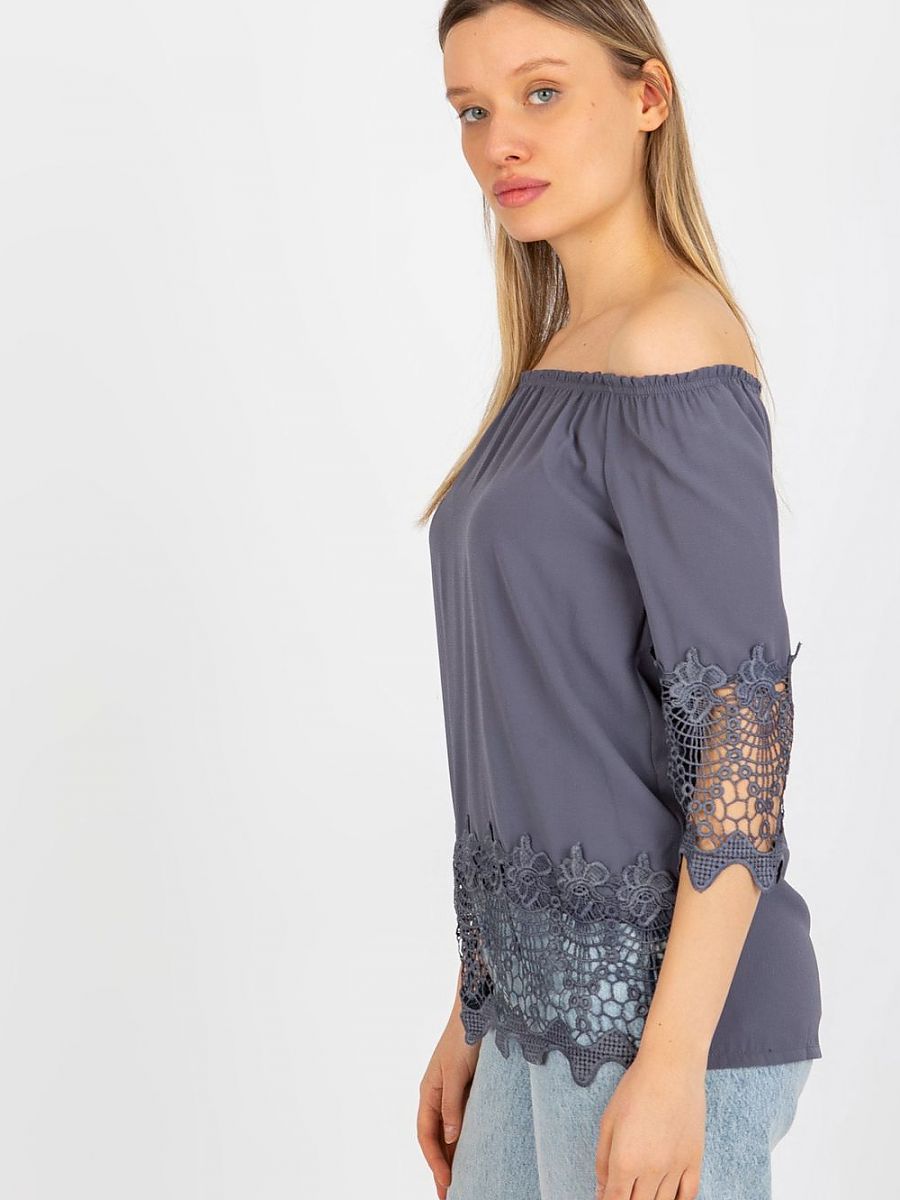  Blouse model 176733 Lakerta 