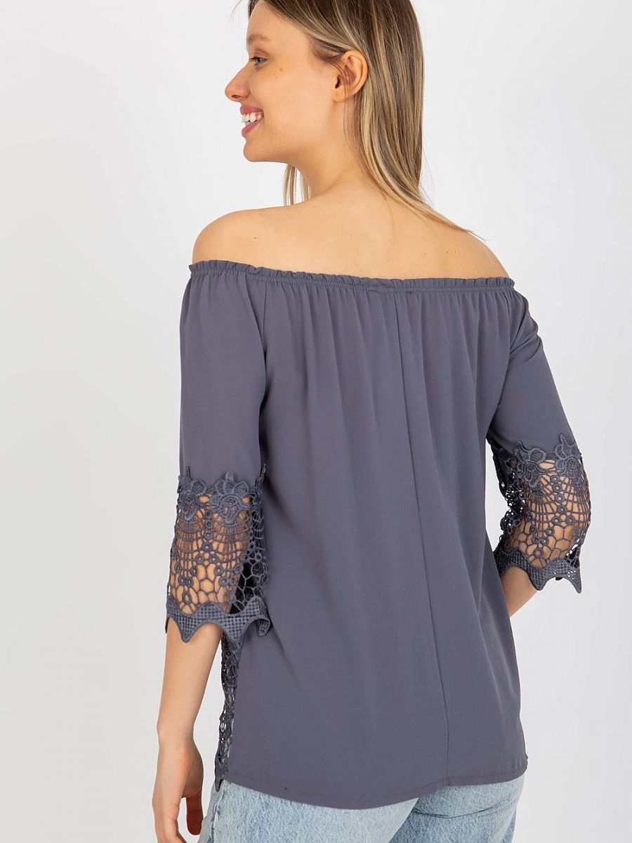  Blouse model 176733 Lakerta 