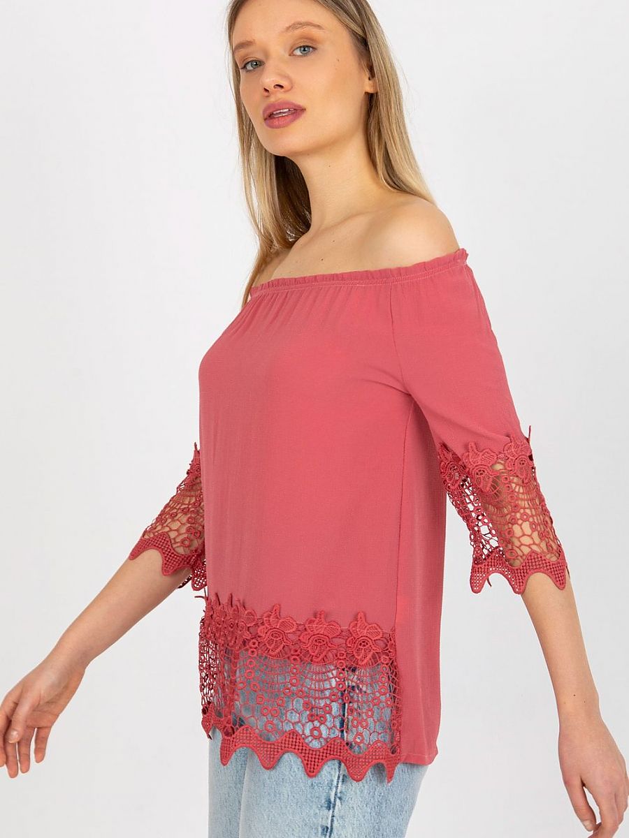  Blouse model 176734 Lakerta 