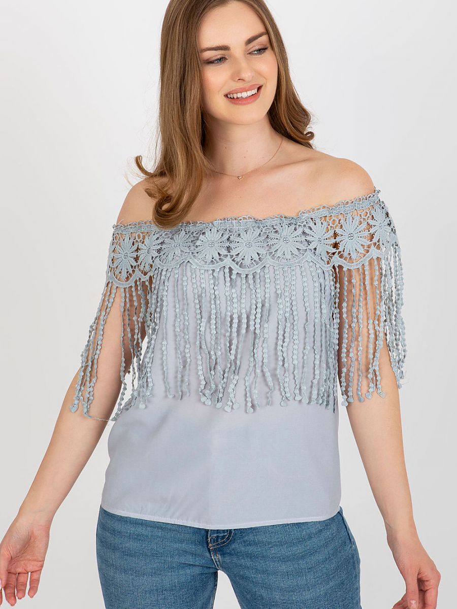  Blouse model 181496 AT 