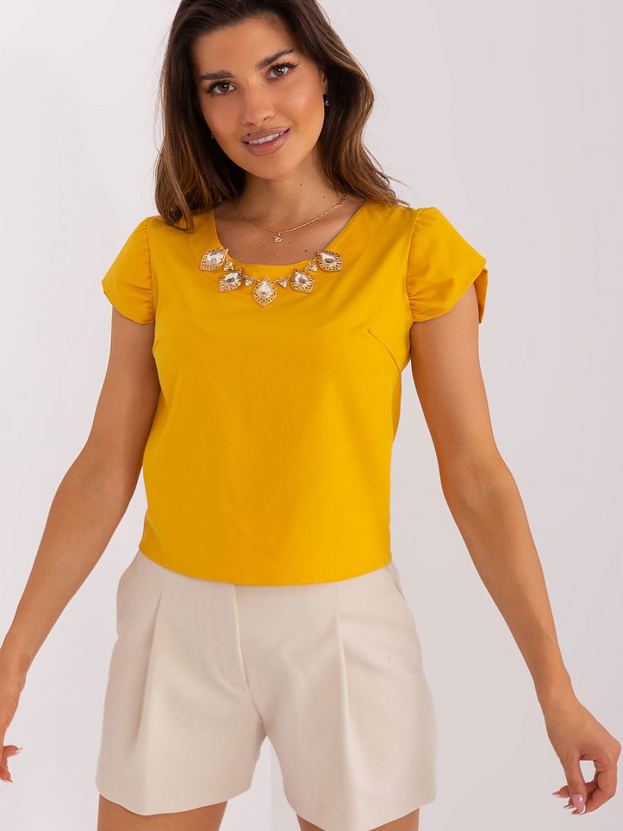  Blouse model 182273 Lakerta 